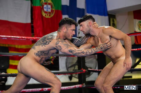 美國肌肉男Alex Ink和Jolian展現健美身材