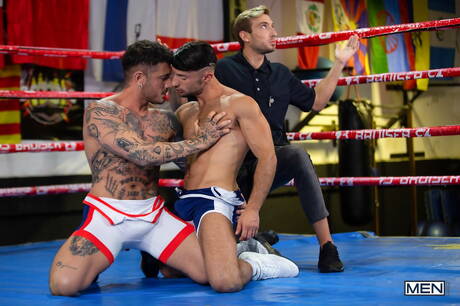 美國肌肉男Alex Ink和Jolian展現健美身材