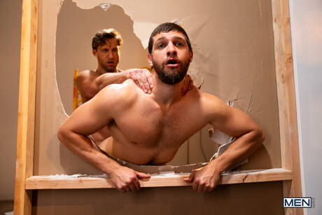 素敵なアメリカ人の仲間、美しい少年ドム・キングと魅力的な仲間シャム・アジザムが愛し合う