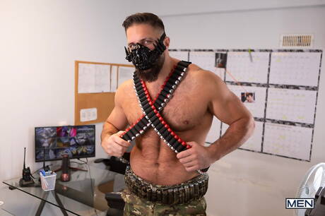 American bodybuilder Chuck Conrad and  Felix Trainor make a love