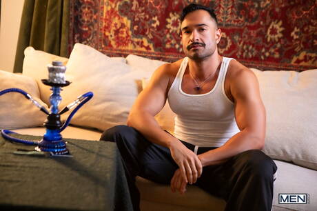 Der attraktive Raj und der gut gebaute Ram Sivan lieben sich