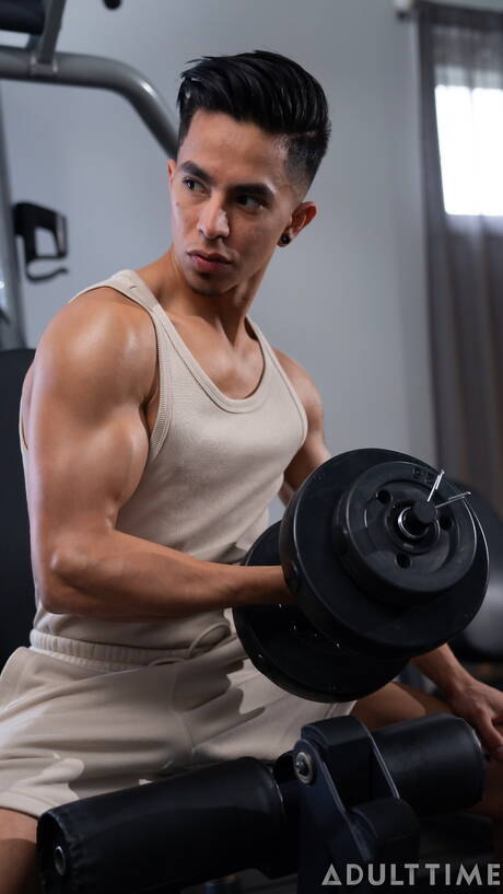 Canadian beefy Arno Antino and chilean superstud Angel Santana love each other