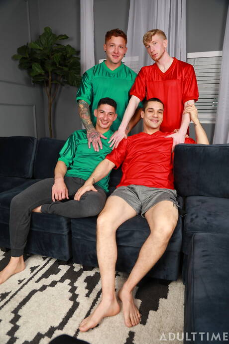 Jim Fit, Jesse Stone, Jeremiah, Andrew in gangbang scene