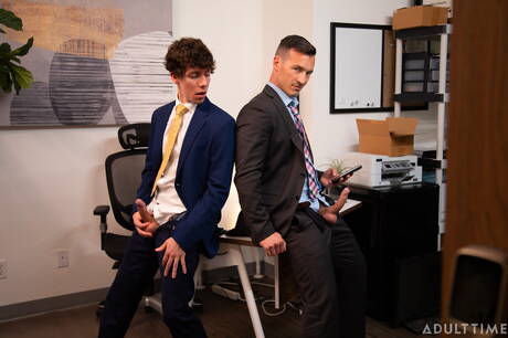 O durão Cristiano e o touro americano Derek Kage fazem amor