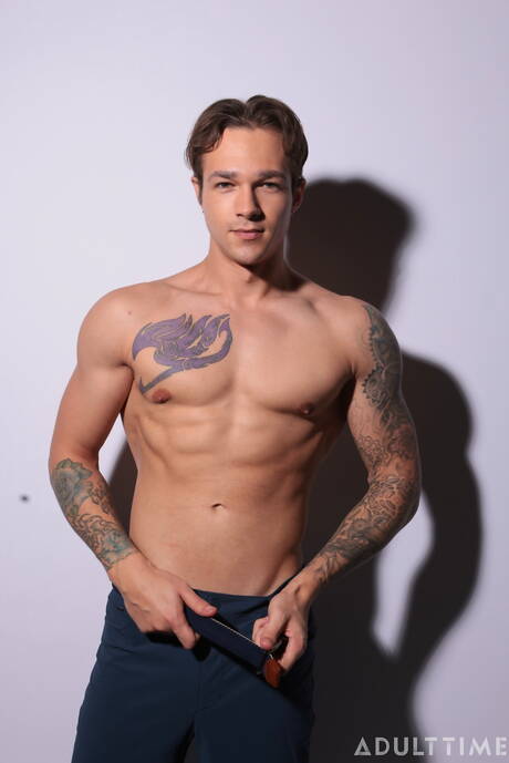 American young dude Jayden Marcos wanking