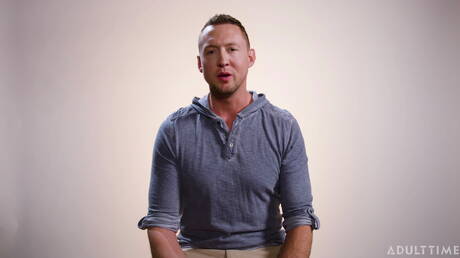 Adult Time: American tough guy Pierce Paris teasing his dick