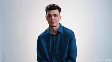 年輕小夥Josh Rivers手淫