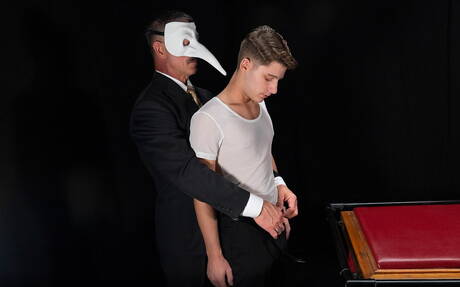 Gorący amerykańscy chłopcy, muskularny Dex Devall i ogier Reece Scott wiercą tyłek