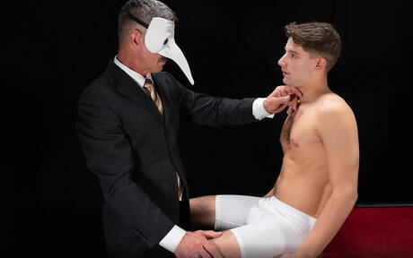 Hot american boys muscular Dex Devall and stud Reece Scott drilling an ass