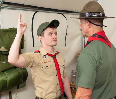 素敵なアメリカ人の男たち、美しい男のグラント・ドゥカティとホットなスタッドのリース・スコットが愛し合う