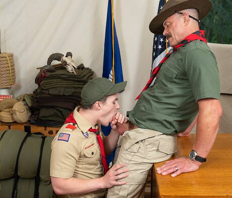 素敵なアメリカ人の男たち、美しい男のグラント・ドゥカティとホットなスタッドのリース・スコットが愛し合う