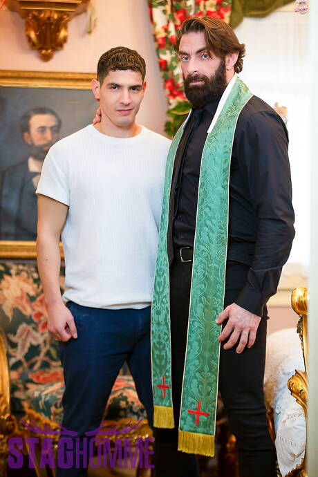 Latino superstud Bastian Karim and spanish hairy bear Scott Carter fuck after dick sucking