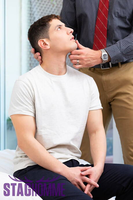 Superstud Bastian Karim and strongman Lionel Lilac fuck after blowjob