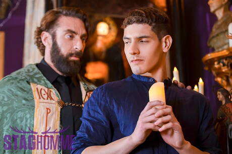 Der kräftige Latino Bastian Karim und der spanische Gay-Bär Scott Carter haben heißen Paarsex