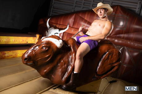 Gorgeous boy Filou Fitt and sexy buddy Archie Paige have anal sex