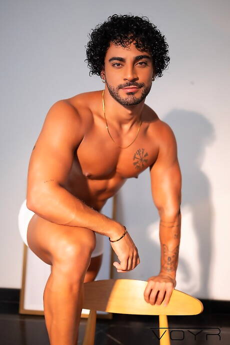 帥氣男孩Nico 美學與性感男孩Hiuri Cruz 秀出健碩身材