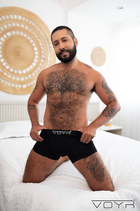 Sexy buddy Jp and beautiful boy Rique Martins have a hot couple sex