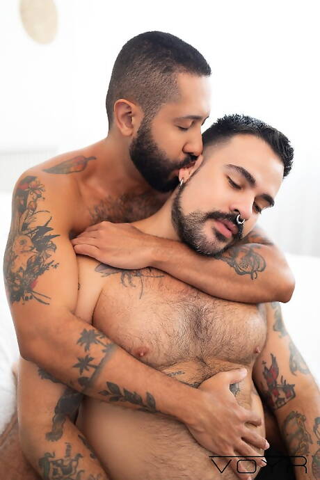 Sexy buddy Jp and beautiful boy Rique Martins have a hot couple sex