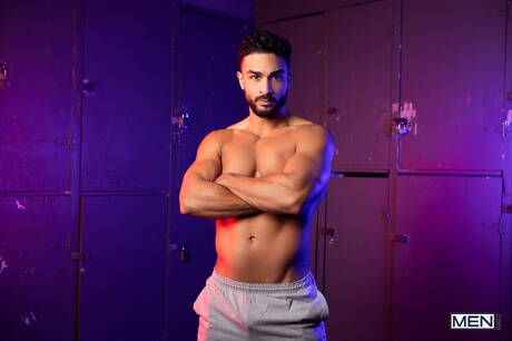 Beautiful dude Marcus Mcneill and beautiful boy Diego Silva fuck ass after sucking outdoor