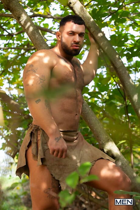 Hot boy Nik Fros and sexy boy Eros Manos fuck after interracial dick sucking outside