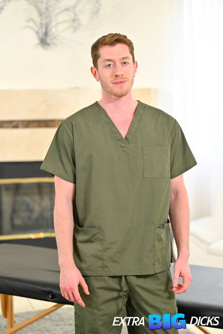 Two american dudes muscular Jake Klerin and beefcake Jake Waters in hard interracial anal sex