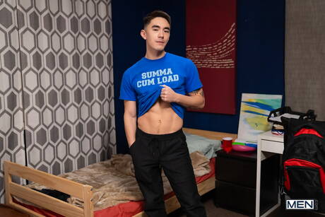 Two american boys hot twink Cody Seiya and young boy Jake Preston in hot ass bang