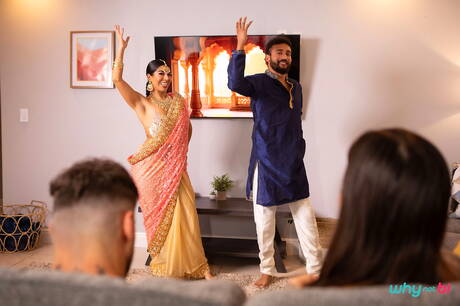 Die heißen Freunde William Seed, Ck Rogers und Jasmine Sherni in einer bisexuellen Sexszene