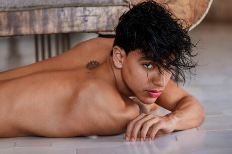 超級帥哥 Kieran Benning 和超級帥哥 Mathias Kahlo 展現性感身材