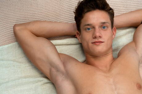 Bull Bruce Harrelson undressing and showing hot ass