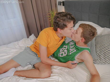 Boyfun: Brazilian young dude Danny Bianchi and czech pretty boy Ollie Barn make a love