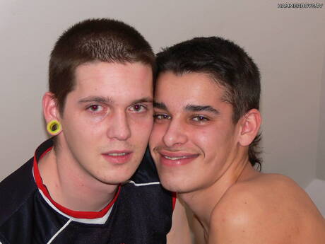 Der junge Richard Koole und der junge Ron Toth haben heißen Sex