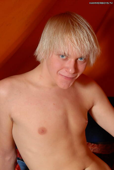 Le beau mec Marco Divo et le beau mec Pavel Dvorak ont des relations sexuelles torrides