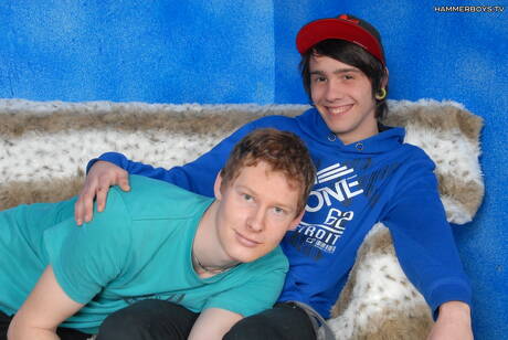 Der junge Kerl Mario Stefany und der Twink Steve Huge in heißer homosexueller Action