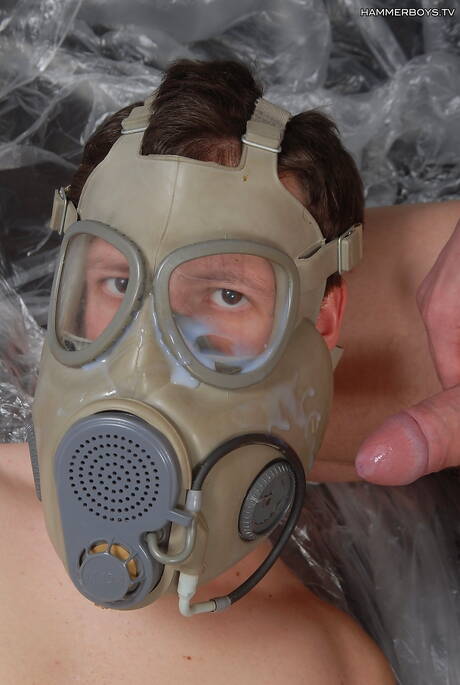 Le super étalon Mark Syova et le super étalon Slavo Hodsky ont une bonne fellation