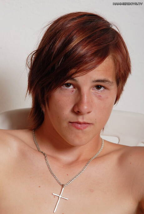 Le jeune Dominik Rath et le minet Patrik Hasel dans une sodomie torride