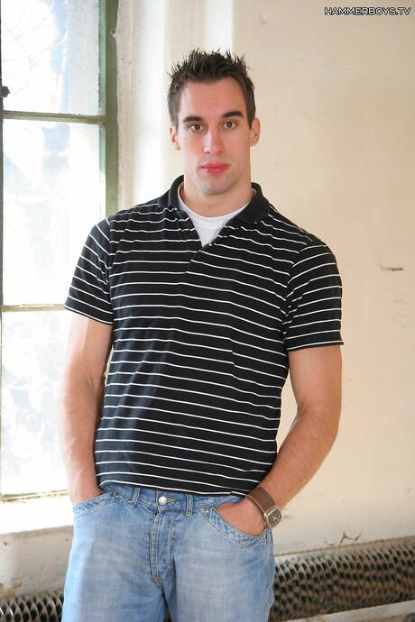 Hunk Phil Sardou posing naked