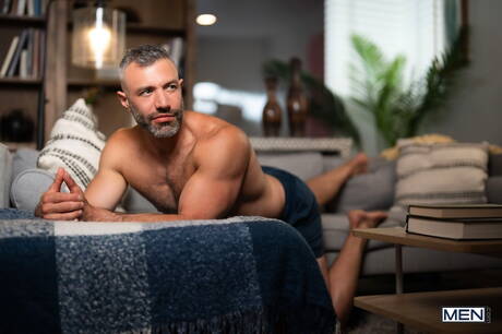 Sexy Amerikaner, heißer Bär Hayden Harding und haariger Bär Cole Connor in heißer homosexueller Action