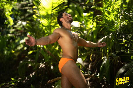 Sumner Blayne, Hayden Harding, Paul, Holden bei einem männlichen Gangbang im Freien