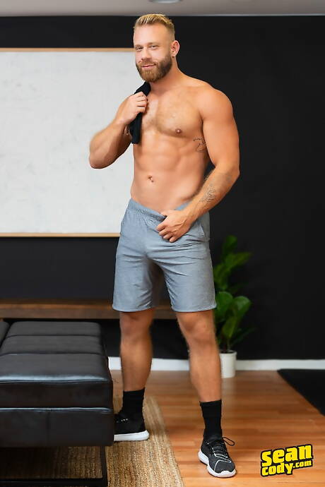 Hot Brogan, Danny Fantasy and Ryan Rush in threesome fuck action