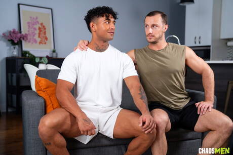 Chaosmen: Der heiße Kumpel Zack Mackay und der heiße Junge Kenzo Alvarez in heißer homosexueller Action