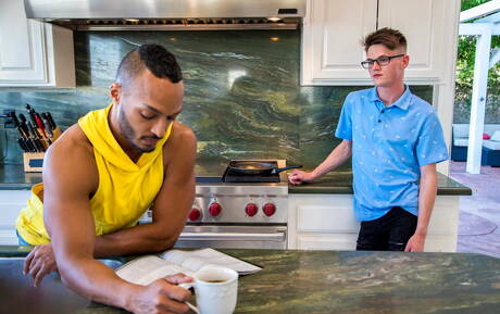 Noir Male: Nice american buddies hot twink Avery Jones and hunky guy Dillon Diaz posing naked and showing nice ass in the kitchen