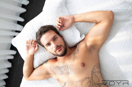 Le super étalon Samuel Hodecker et le super étalon Anderson Santos ont une relation sexuelle torride