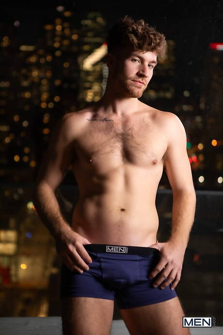 Gorący Amerykanie, dobrze zbudowany Oliver Marks i krzepki facet Carter Collins uprawiali ze sobą seks