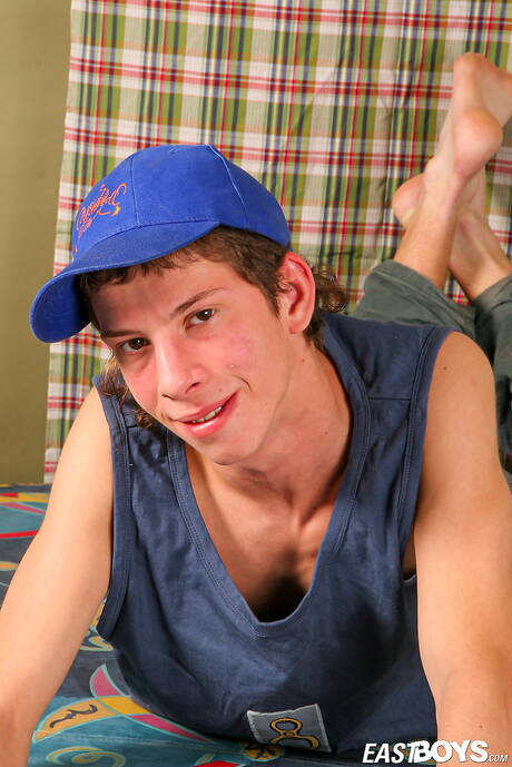 Twink Carlos Allen 自慰