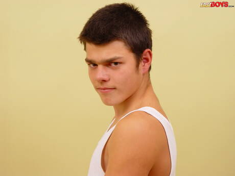 年輕的佩皮諾手淫