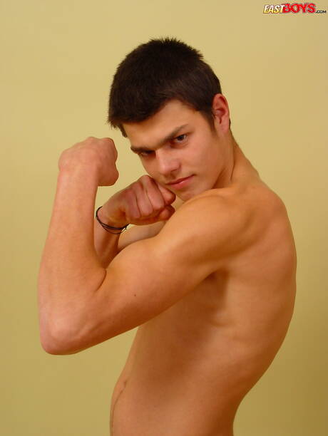 年輕的佩皮諾手淫