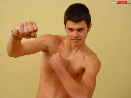 年輕的佩皮諾手淫