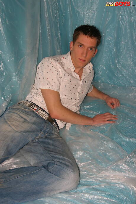 Young dude Pablo posing naked