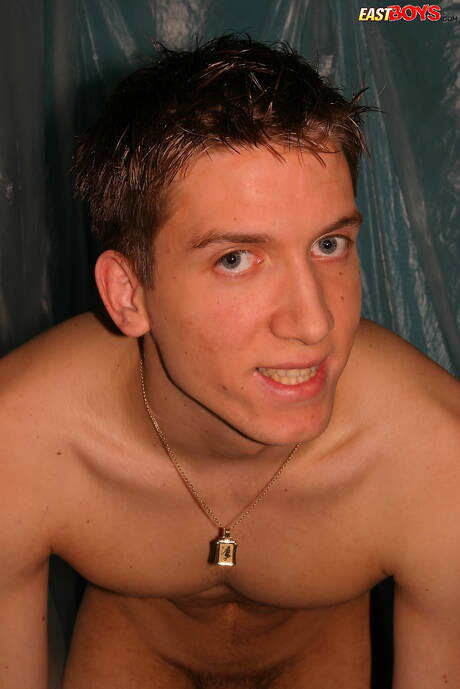 Young dude Pablo posing naked