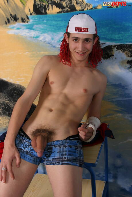 East Boys: 트윙크 오리온, 완벽한 몸매 자랑